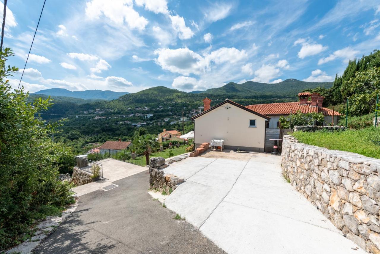 Sea View Apartment With Garden Near Opatija Veprinac 外观 照片