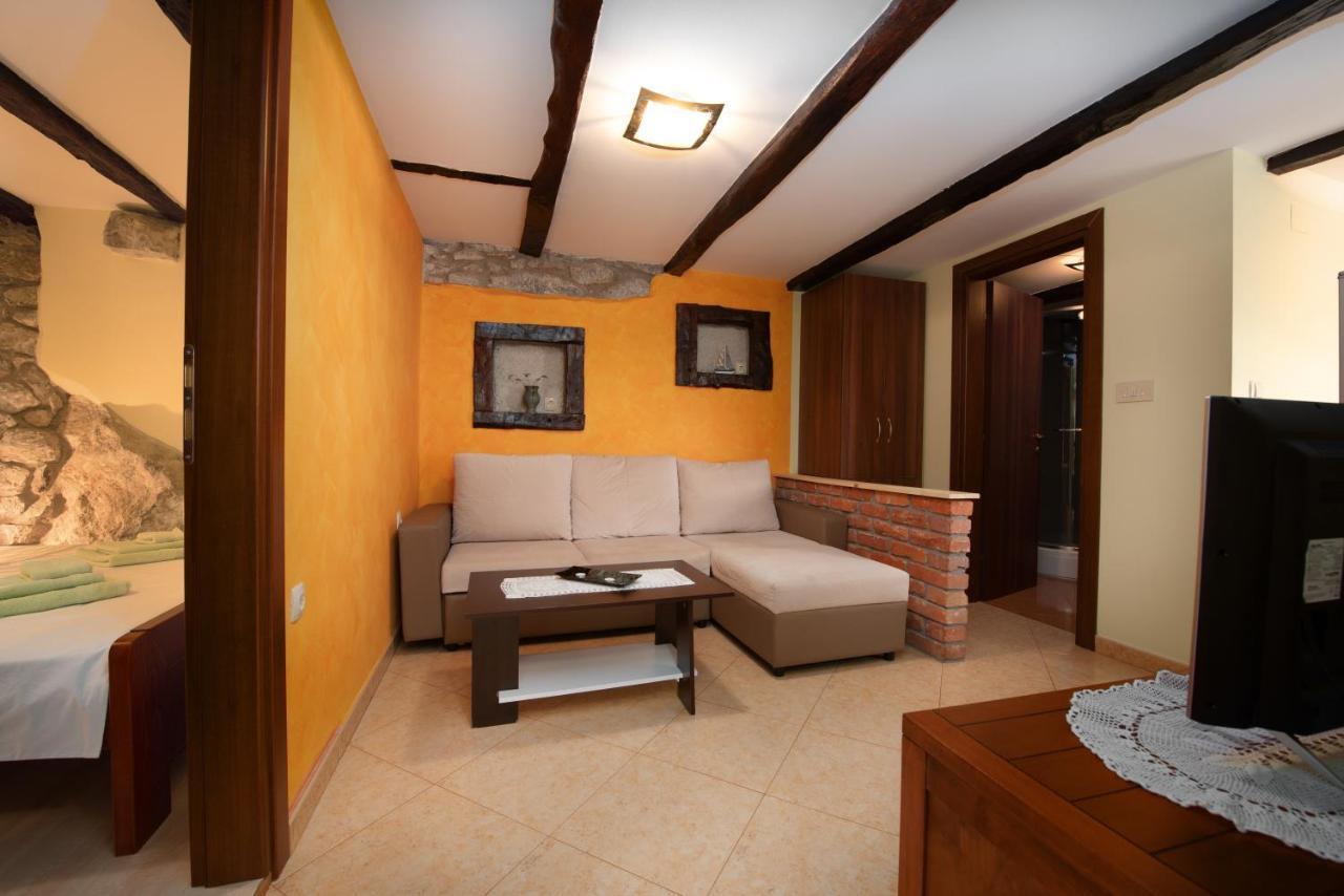 Sea View Apartment With Garden Near Opatija Veprinac 外观 照片